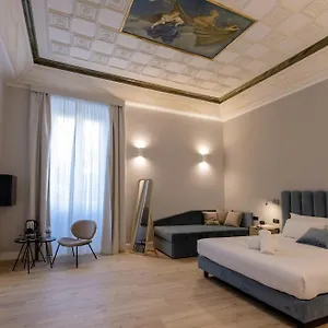 relais-at-via-veneto.it-romehotels.com/