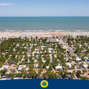 international-camping-village-riccione.emilia-romagnahotels.net/
