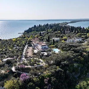 hotel-ideal-sirmione.it-lombardy.com/